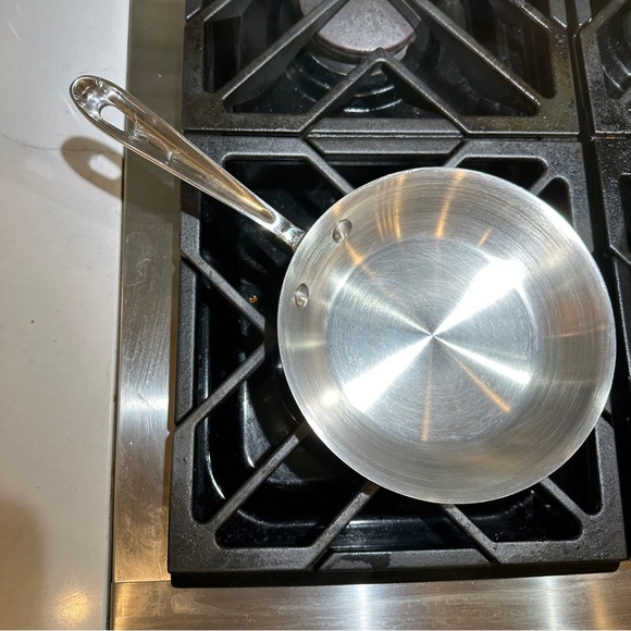 All-Clad Copper Core 8 Inch Stainless Steel Frying Pan All Clad Copper Core 8” - Picture 2 of 10